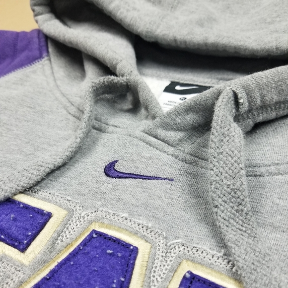 VTG 00's Y2K University of Washington Nike Center - Picture 3 of 8